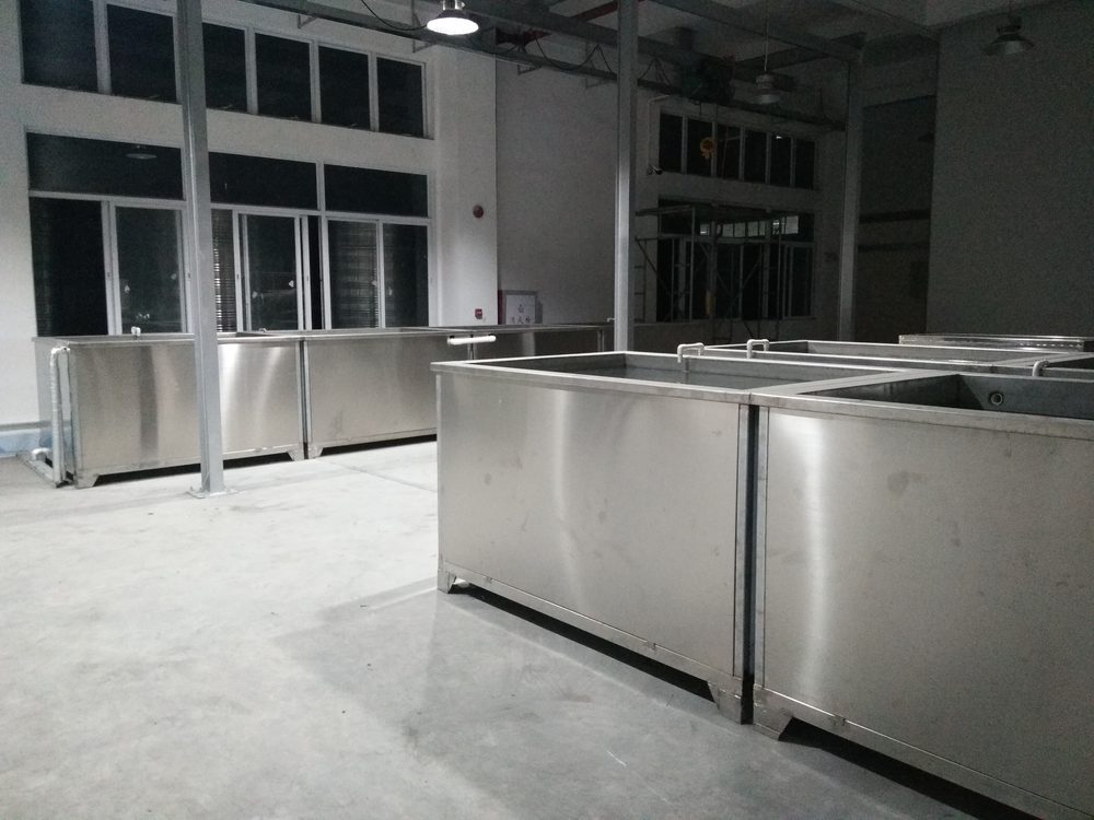 Kelinda ultrasonic cleaning line in a customer facility