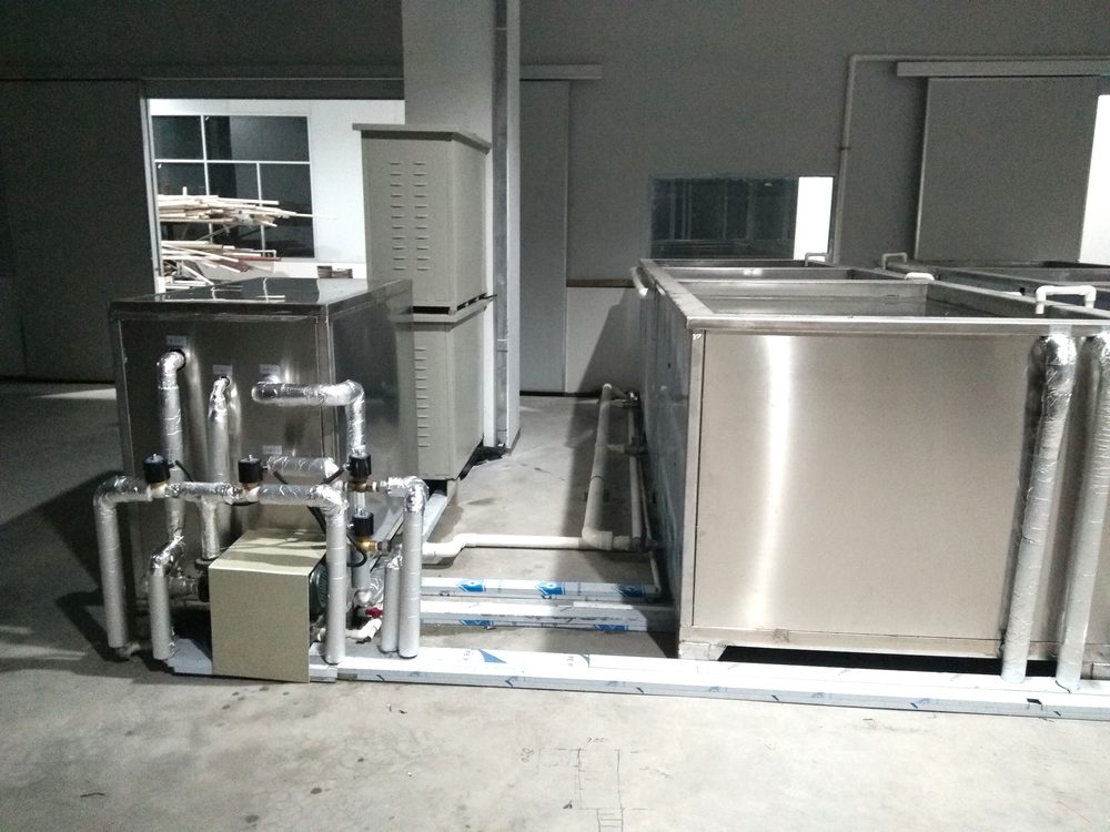 Industrial single-tank ultrasonic cleaner with filtration system — Kelinda